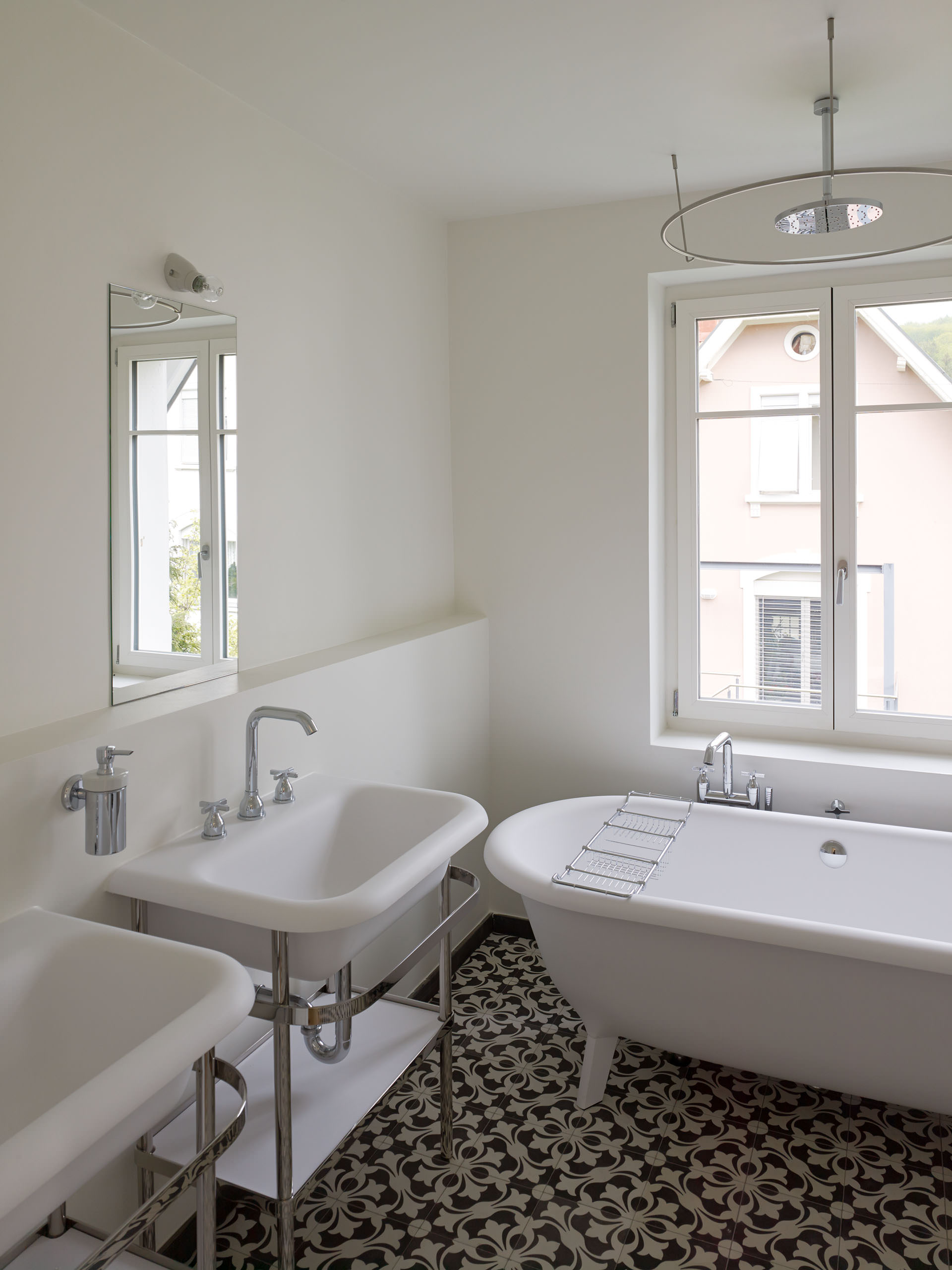 E14496 Alpa 044197 j2560